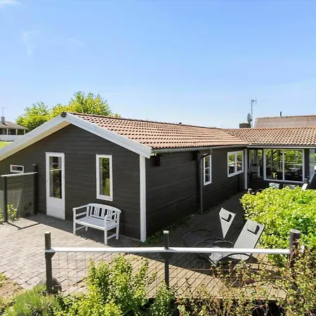 8588-glesborg-havneovej-9 * Glesborg